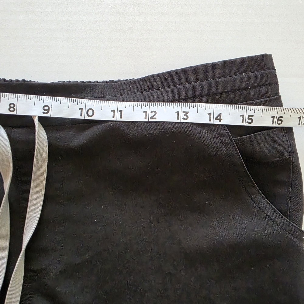 FIGS Yola High Waisted Skinny Tapered Leg Scrub Pants M Black  Tailored Nursing - Picture 13 of 16